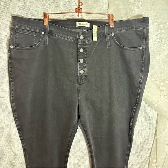 NWT Madewell 10" High Rise Skinny jeans in Berkeley black button fly size 37P - Picture 9 of 12